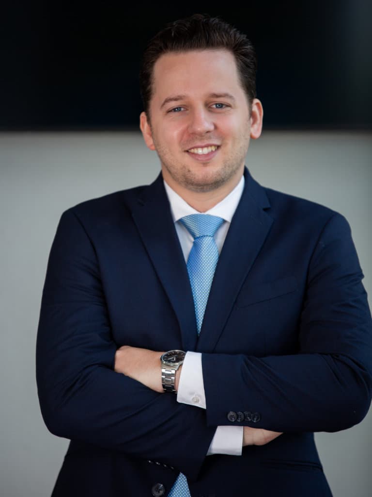 Alejandro J. Comprés Butler
